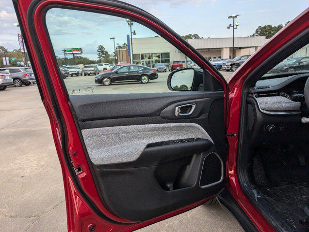 new 2025 Jeep Compass car, priced at $32,090