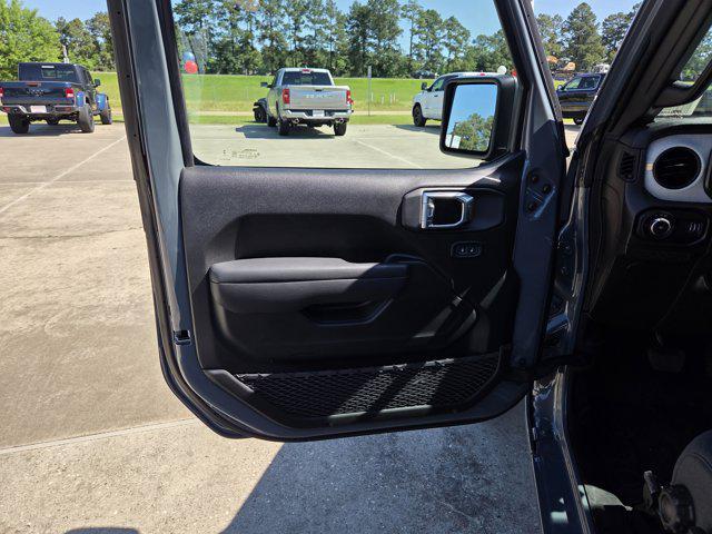 new 2025 Jeep Wrangler car, priced at $43,345