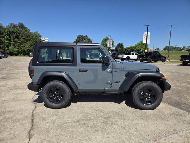 new 2025 Jeep Wrangler car, priced at $43,345
