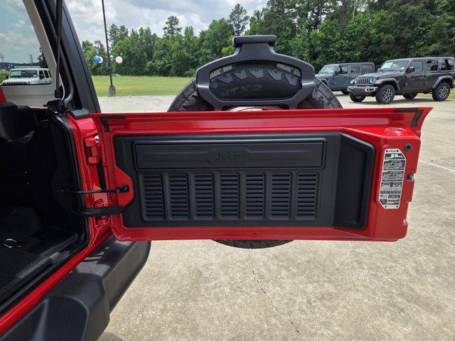 new 2025 Jeep Wrangler car, priced at $53,180