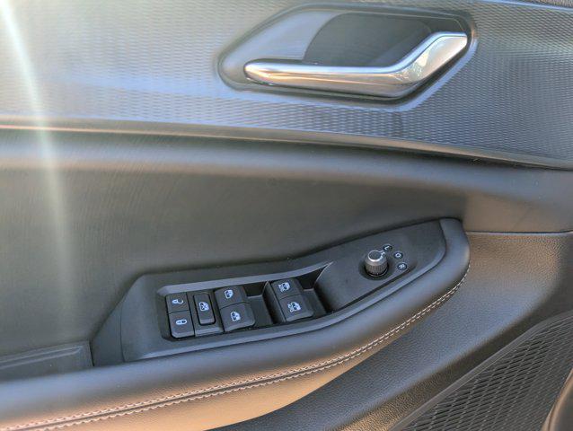 new 2025 Jeep Grand Cherokee car, priced at $39,546