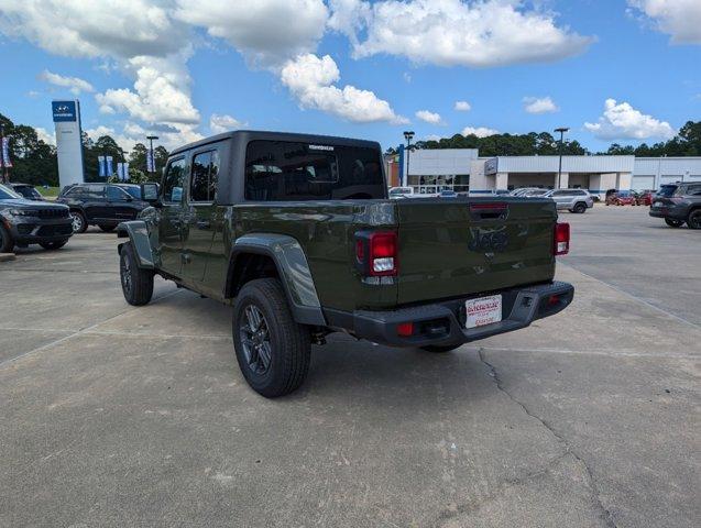 new 2024 Jeep Gladiator car, priced at $52,150