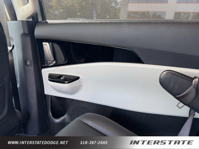 used 2024 Kia Carnival car, priced at $37,990