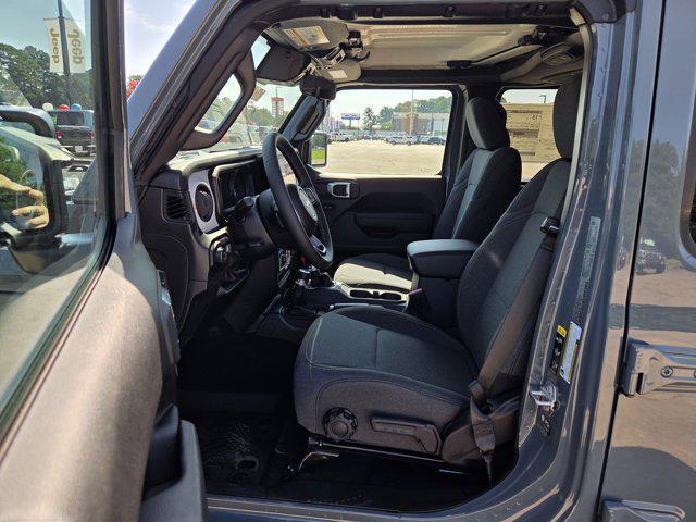 new 2025 Jeep Gladiator car, priced at $50,610