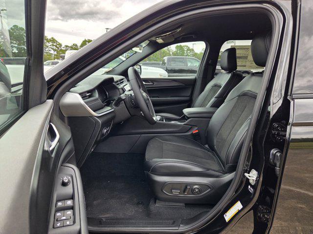 new 2025 Jeep Grand Cherokee L car, priced at $46,655