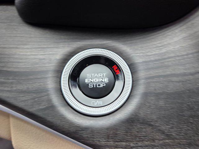 new 2025 Jeep Grand Cherokee L car, priced at $59,560