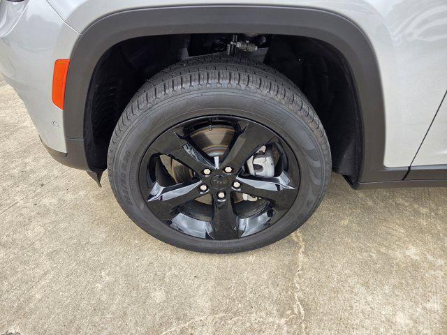 new 2025 Jeep Grand Cherokee L car, priced at $59,560