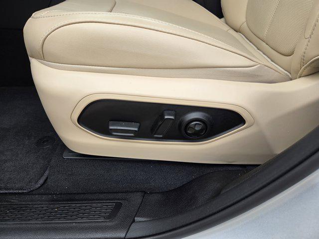 new 2025 Jeep Grand Cherokee L car, priced at $59,560