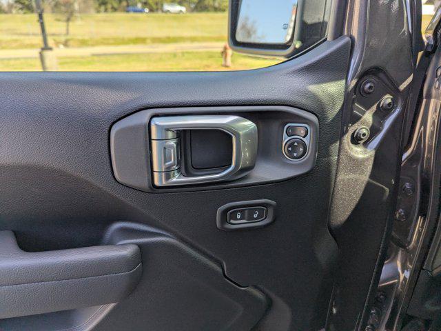 new 2025 Jeep Wrangler car, priced at $53,080