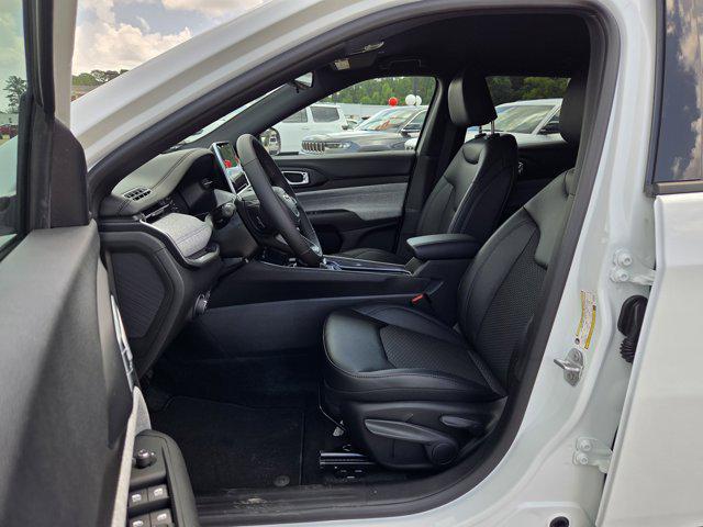 new 2025 Jeep Compass car, priced at $34,165