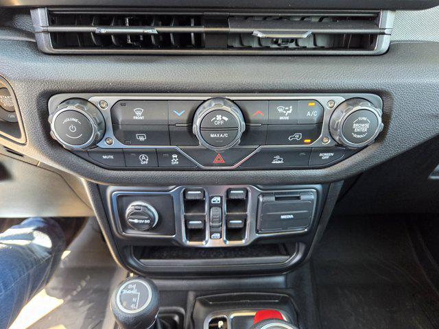 new 2025 Jeep Gladiator car, priced at $47,510