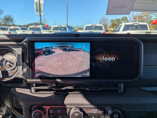 new 2025 Jeep Wrangler car, priced at $61,850