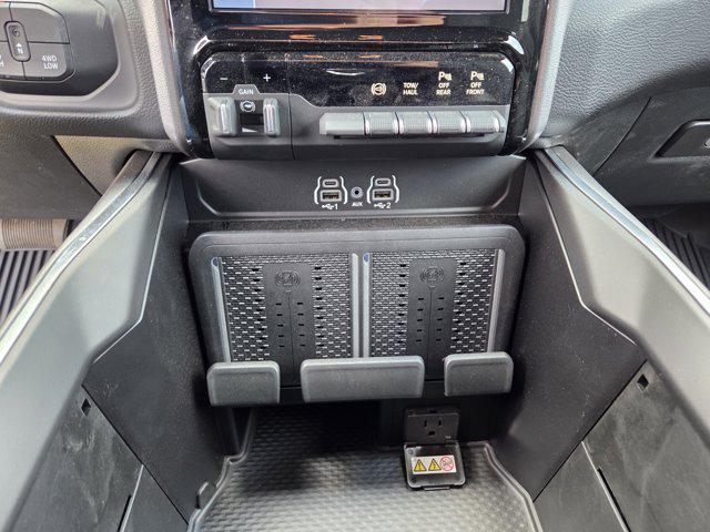 new 2025 Ram 2500 car, priced at $80,825