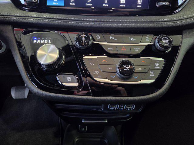 new 2025 Chrysler Pacifica car, priced at $48,940