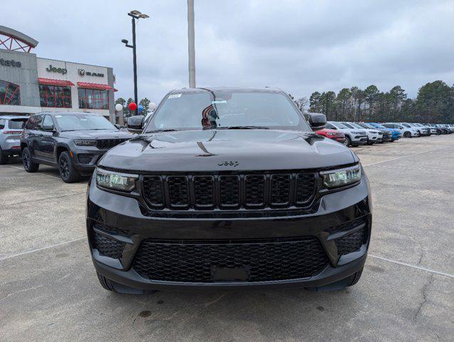 new 2025 Jeep Grand Cherokee car, priced at $48,530