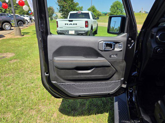 new 2025 Jeep Gladiator car, priced at $49,410