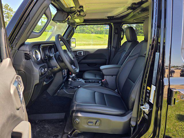 new 2025 Jeep Gladiator car, priced at $49,410