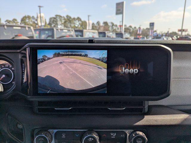 new 2025 Jeep Wrangler car, priced at $46,480