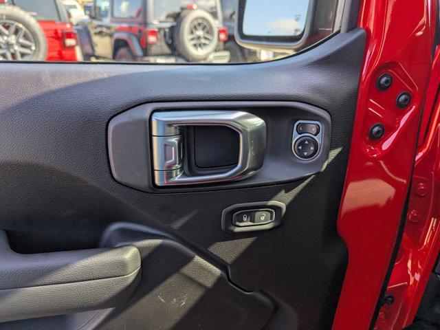 new 2025 Jeep Wrangler car, priced at $46,480