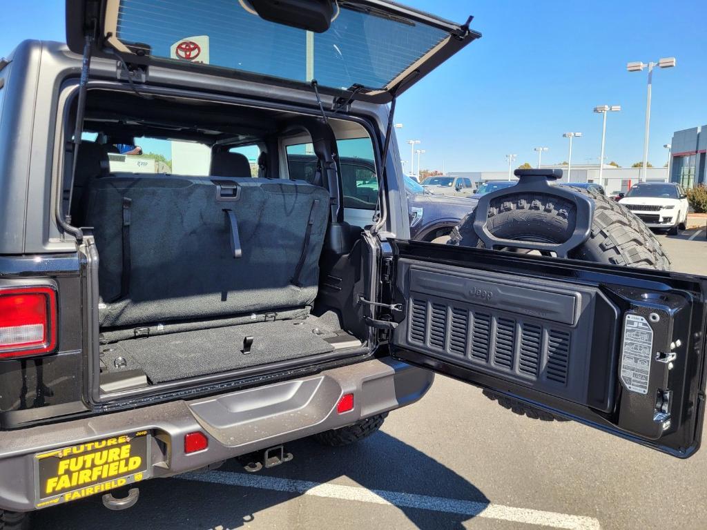 new 2025 Jeep Wrangler car, priced at $44,480