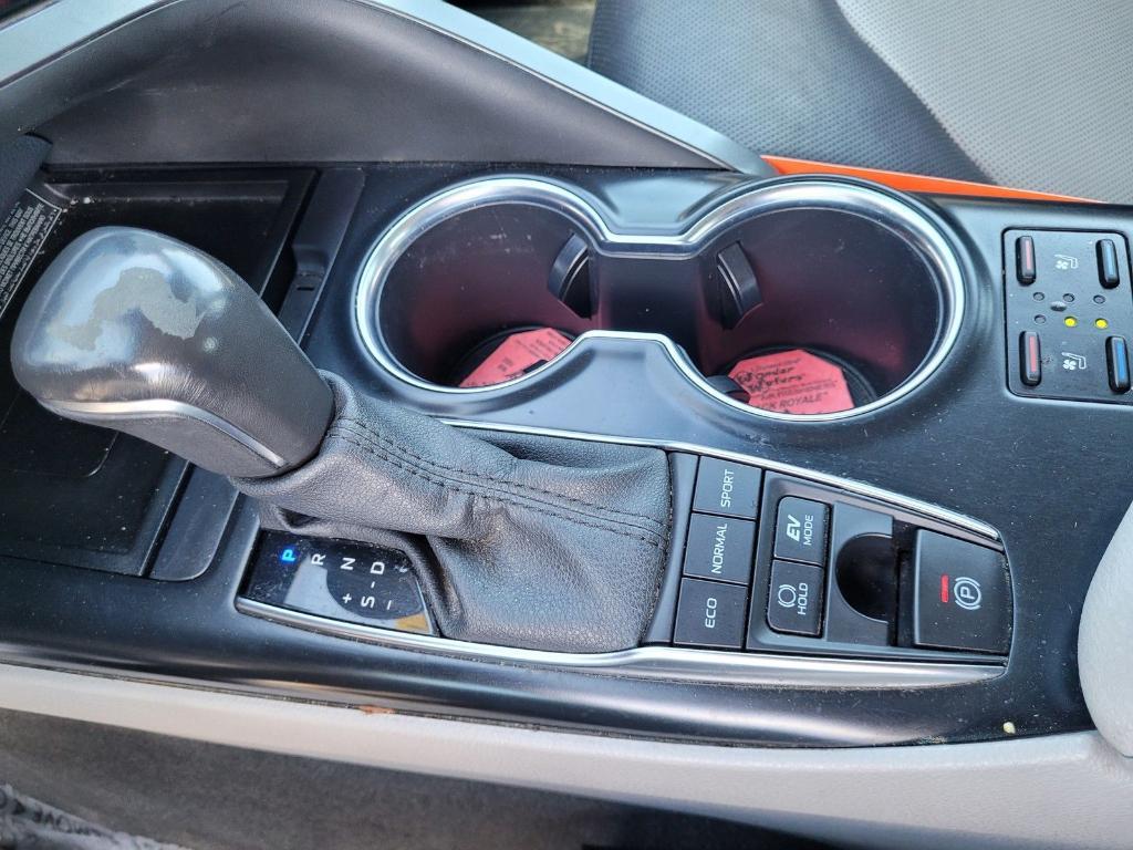 used 2020 Toyota Camry Hybrid car, priced at $21,423
