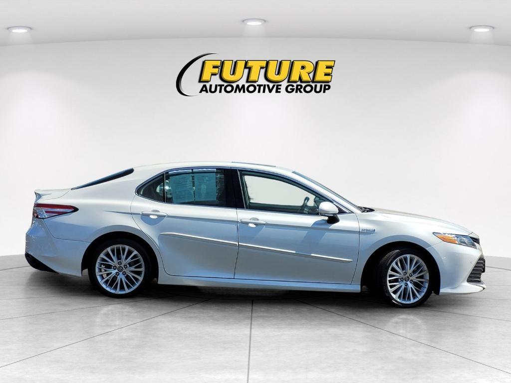used 2020 Toyota Camry Hybrid car, priced at $21,423