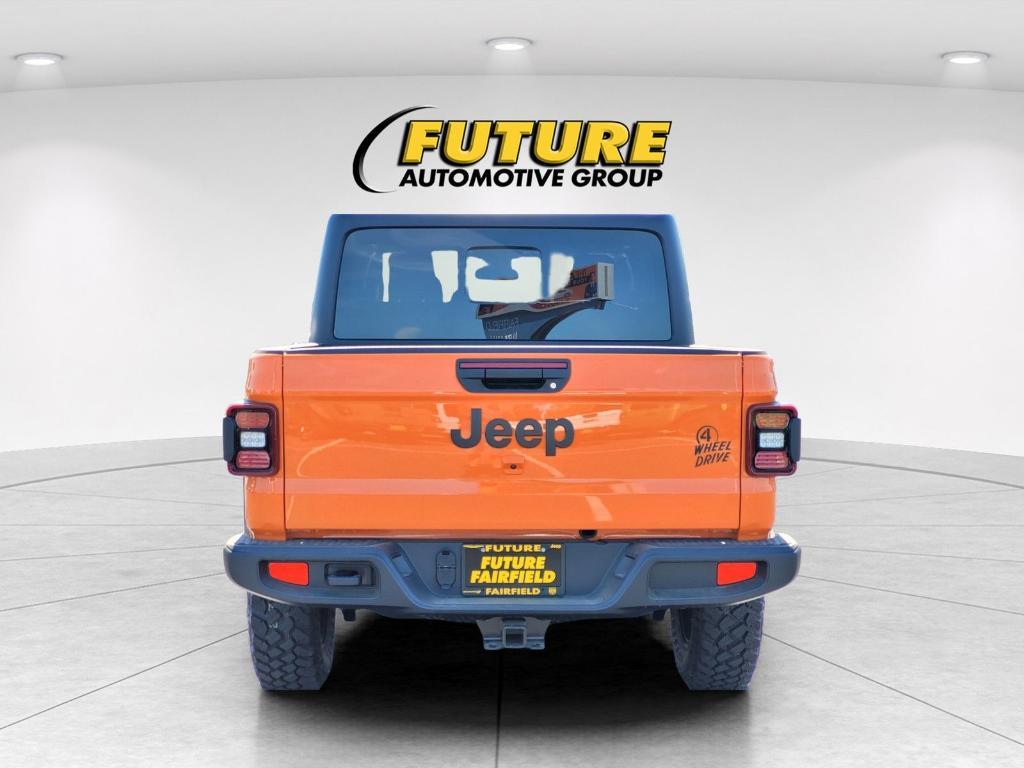 new 2025 Jeep Gladiator car, priced at $48,090