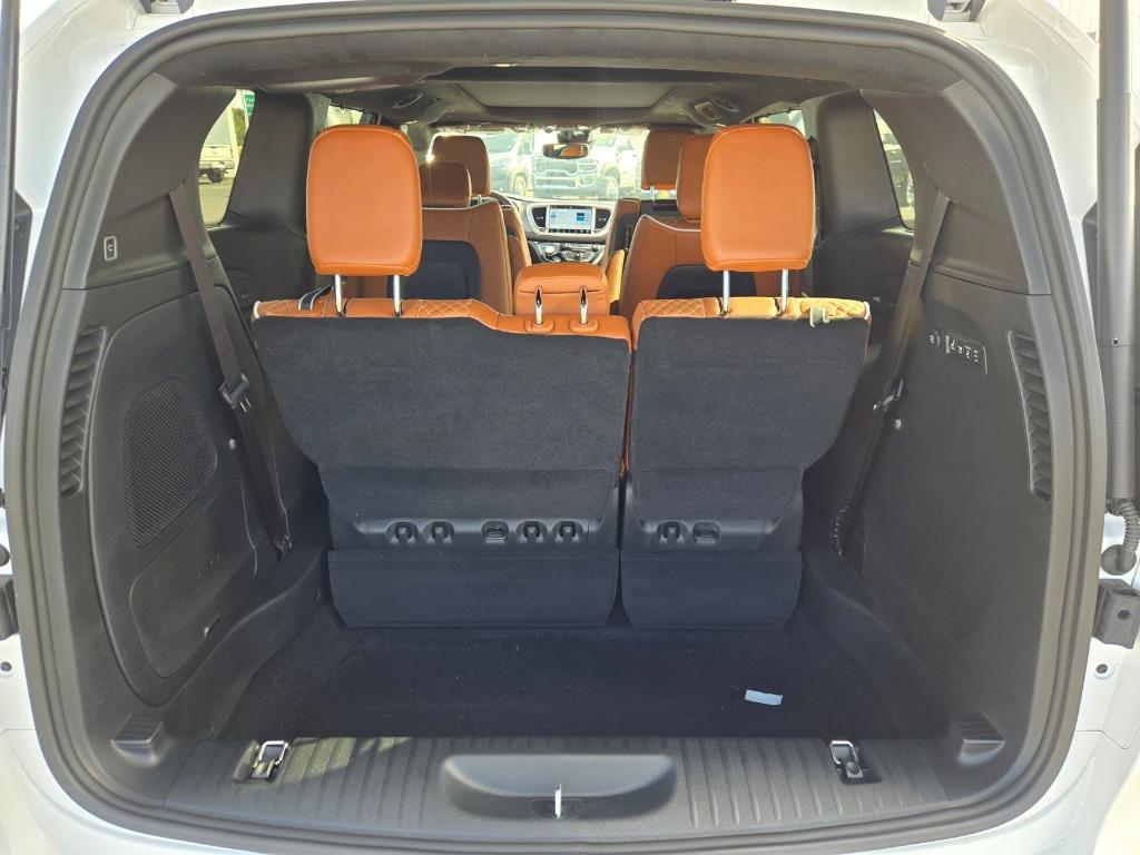 new 2026 Chrysler Pacifica car, priced at $56,119