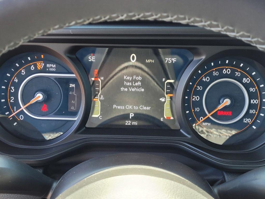 new 2025 Jeep Gladiator car, priced at $47,790