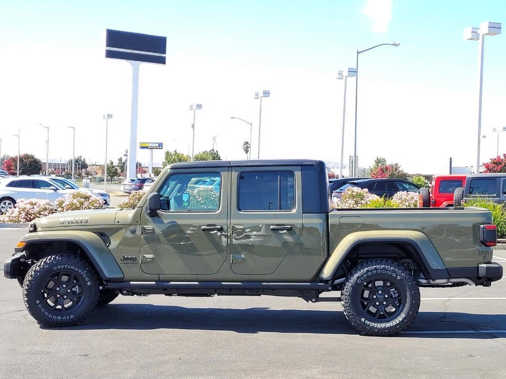 new 2025 Jeep Gladiator car, priced at $47,790