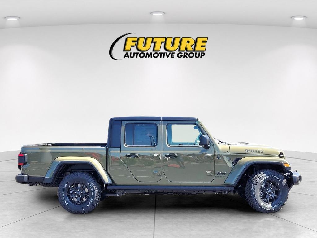 new 2025 Jeep Gladiator car, priced at $47,790