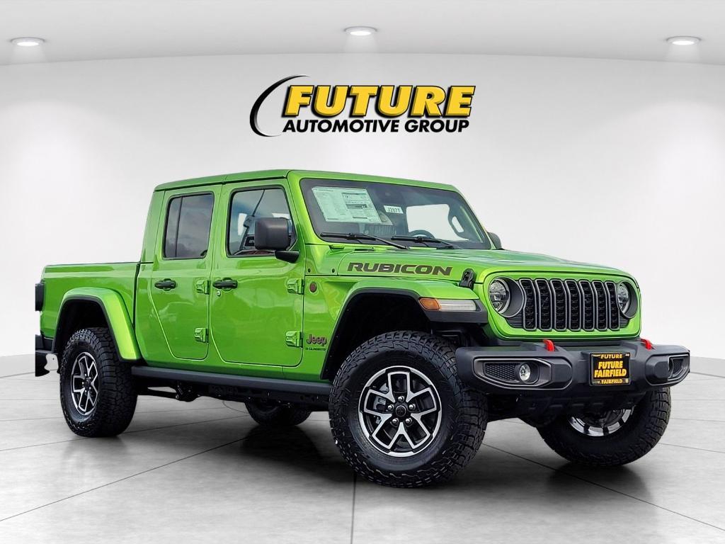 new 2025 Jeep Gladiator car, priced at $51,725