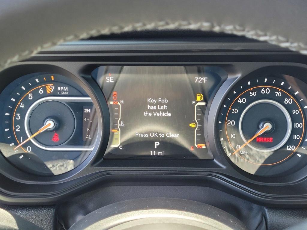 new 2025 Jeep Gladiator car, priced at $47,790