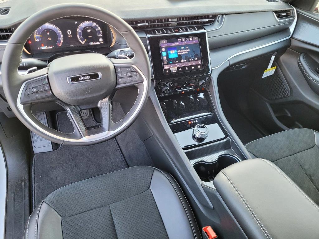 new 2025 Jeep Grand Cherokee L car, priced at $48,275