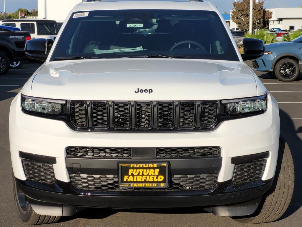 new 2025 Jeep Grand Cherokee L car, priced at $48,275