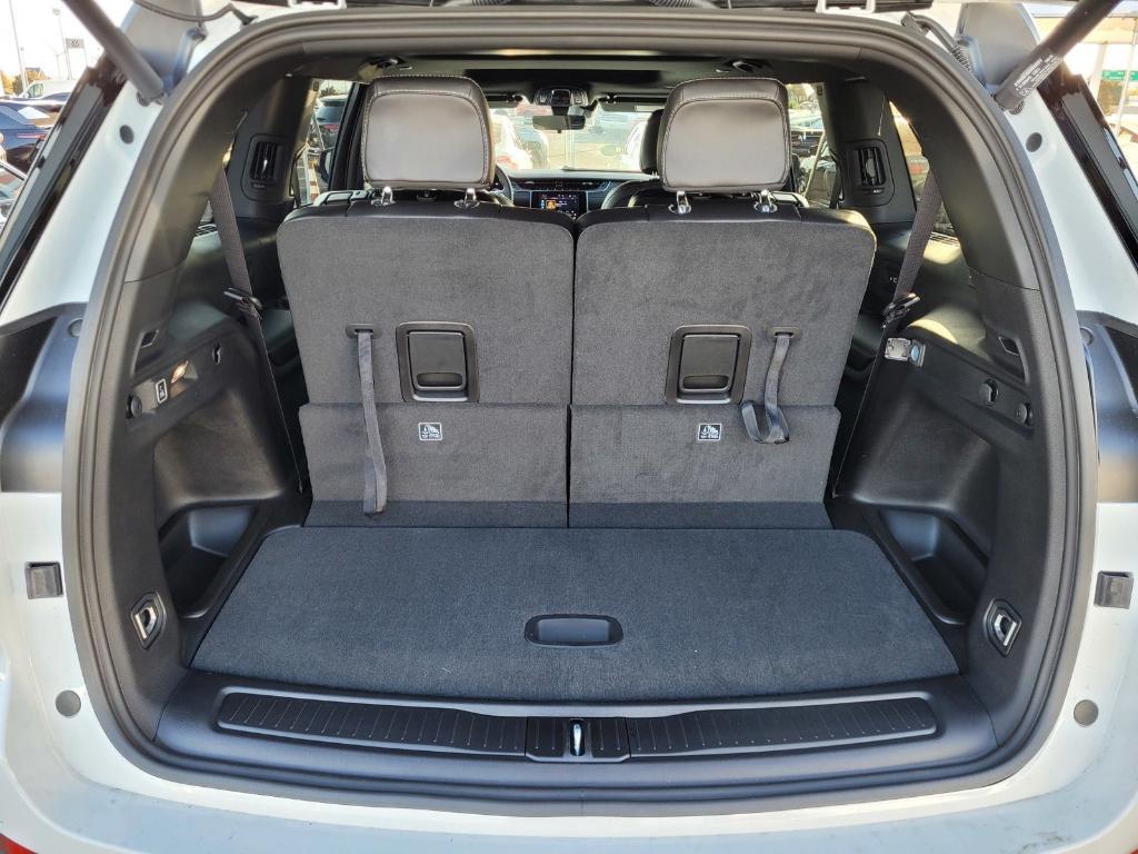 new 2025 Jeep Grand Cherokee L car, priced at $48,275