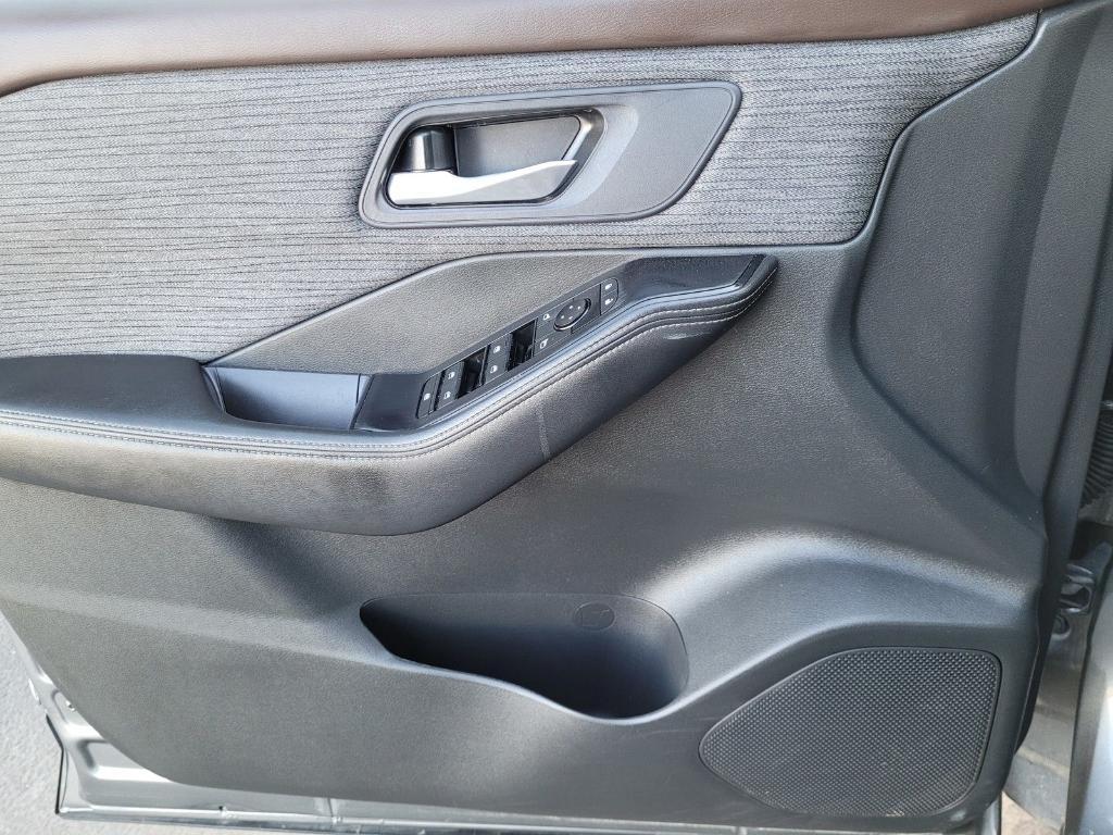 used 2023 Nissan Rogue car, priced at $19,987