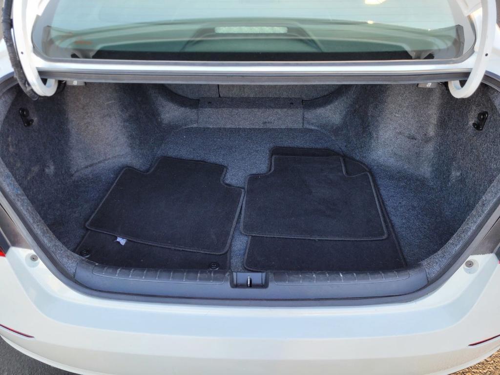 used 2022 Honda Accord Hybrid car, priced at $23,987