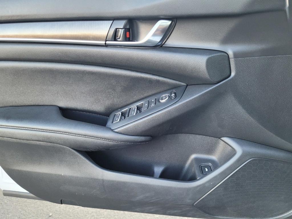 used 2022 Honda Accord Hybrid car, priced at $23,987