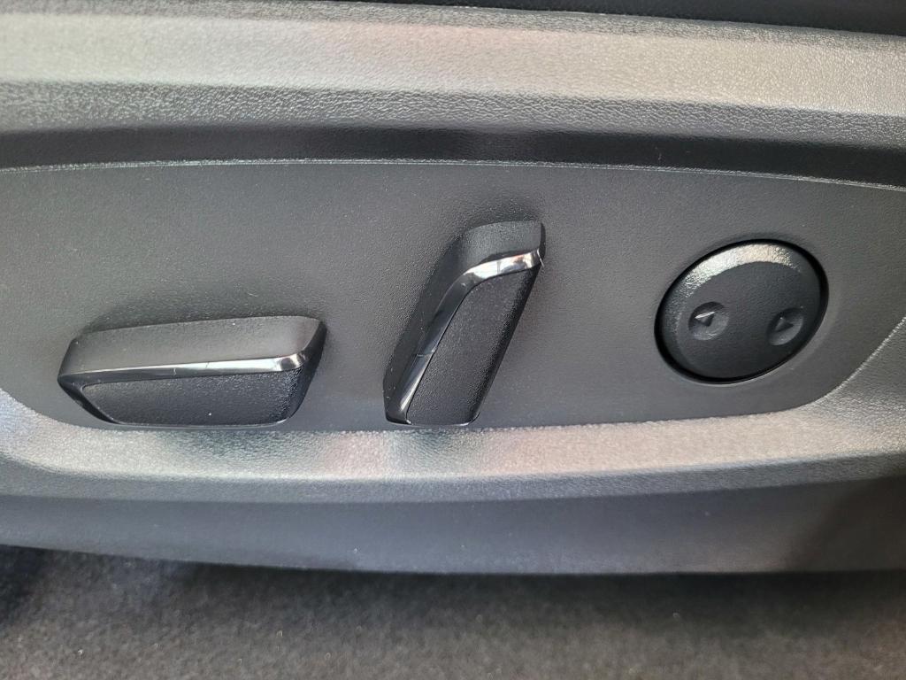 used 2023 Nissan Pathfinder car, priced at $36,995