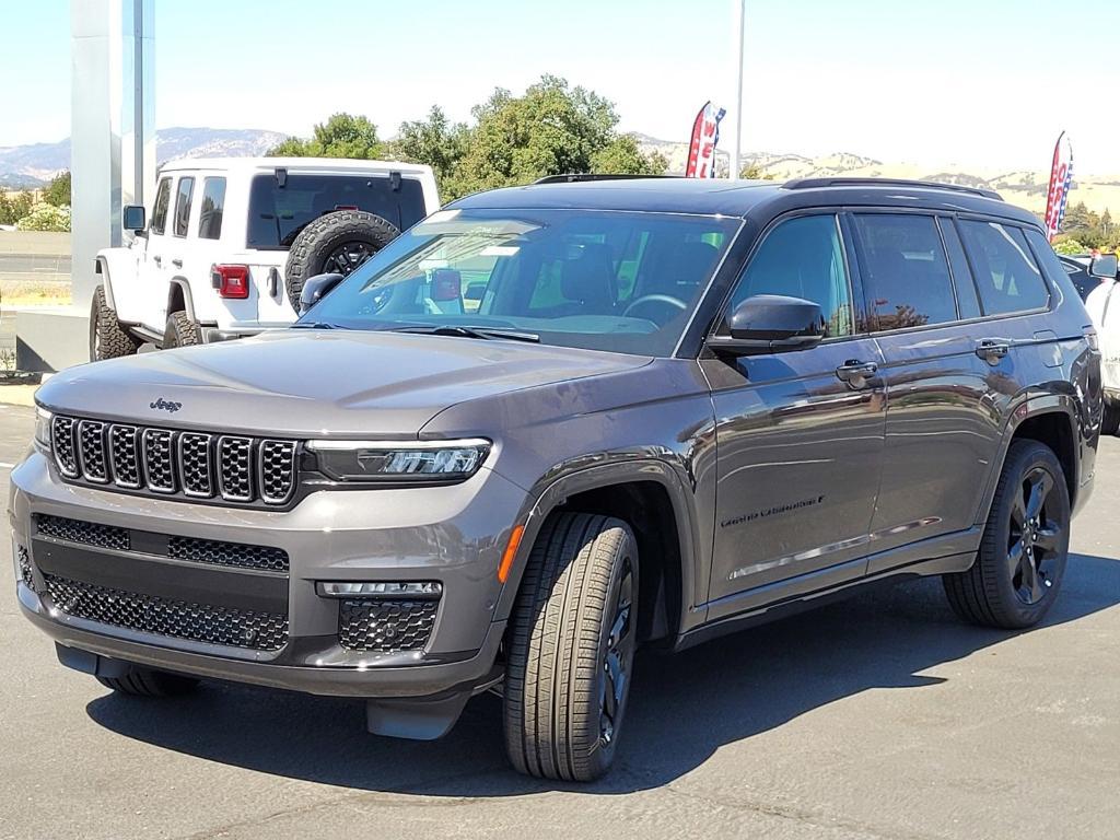 new 2025 Jeep Grand Cherokee L car, priced at $56,882