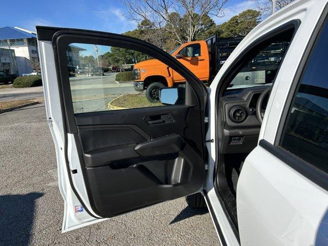 new 2025 Chevrolet Colorado car, priced at $37,890