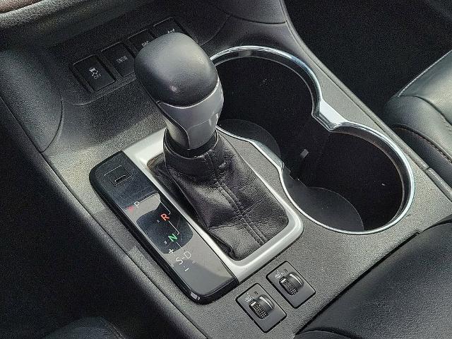 used 2016 Toyota Highlander car, priced at $19,982