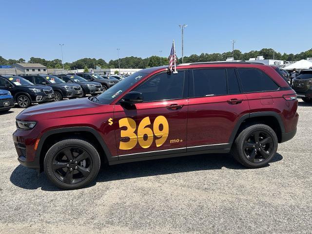 used 2023 Jeep Grand Cherokee car, priced at $34,598