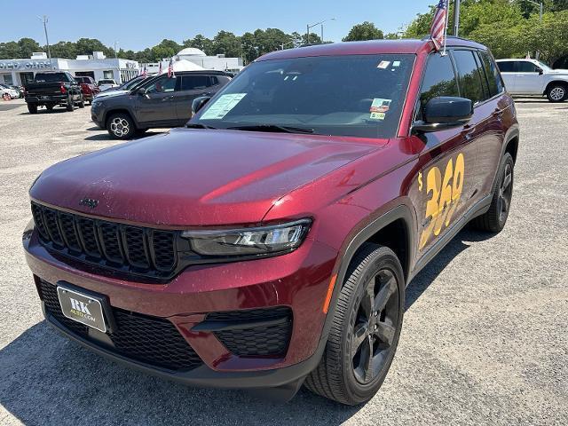 used 2023 Jeep Grand Cherokee car, priced at $34,598