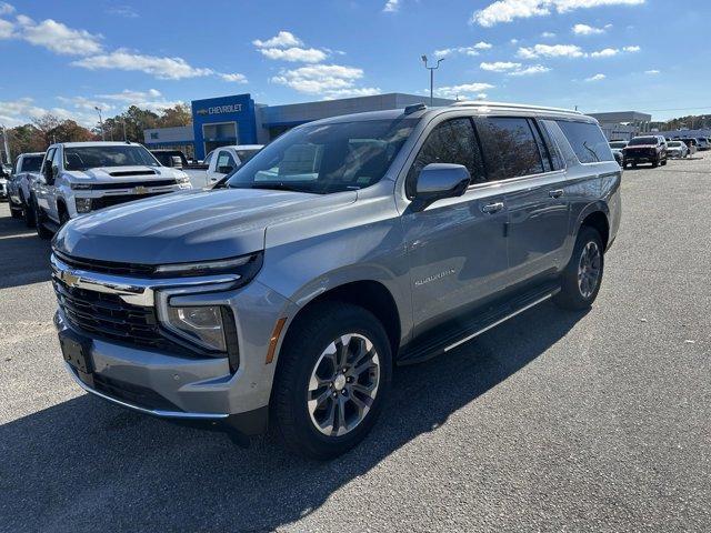 new 2025 Chevrolet Suburban car, priced at $64,595