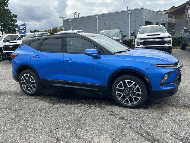 new 2024 Chevrolet Blazer car, priced at $39,913