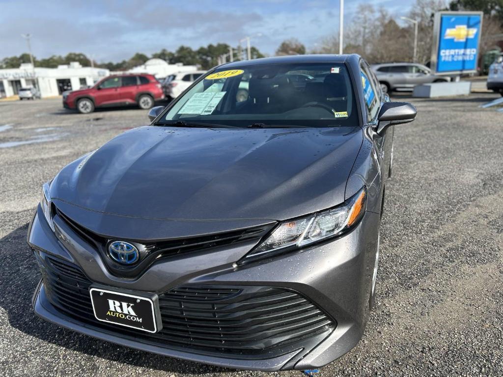 used 2019 Toyota Camry Hybrid car, priced at $23,587