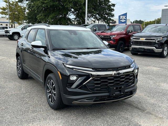 new 2025 Chevrolet TrailBlazer car, priced at $28,533