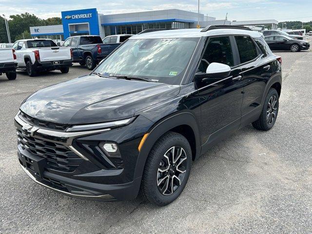 new 2025 Chevrolet TrailBlazer car, priced at $28,533